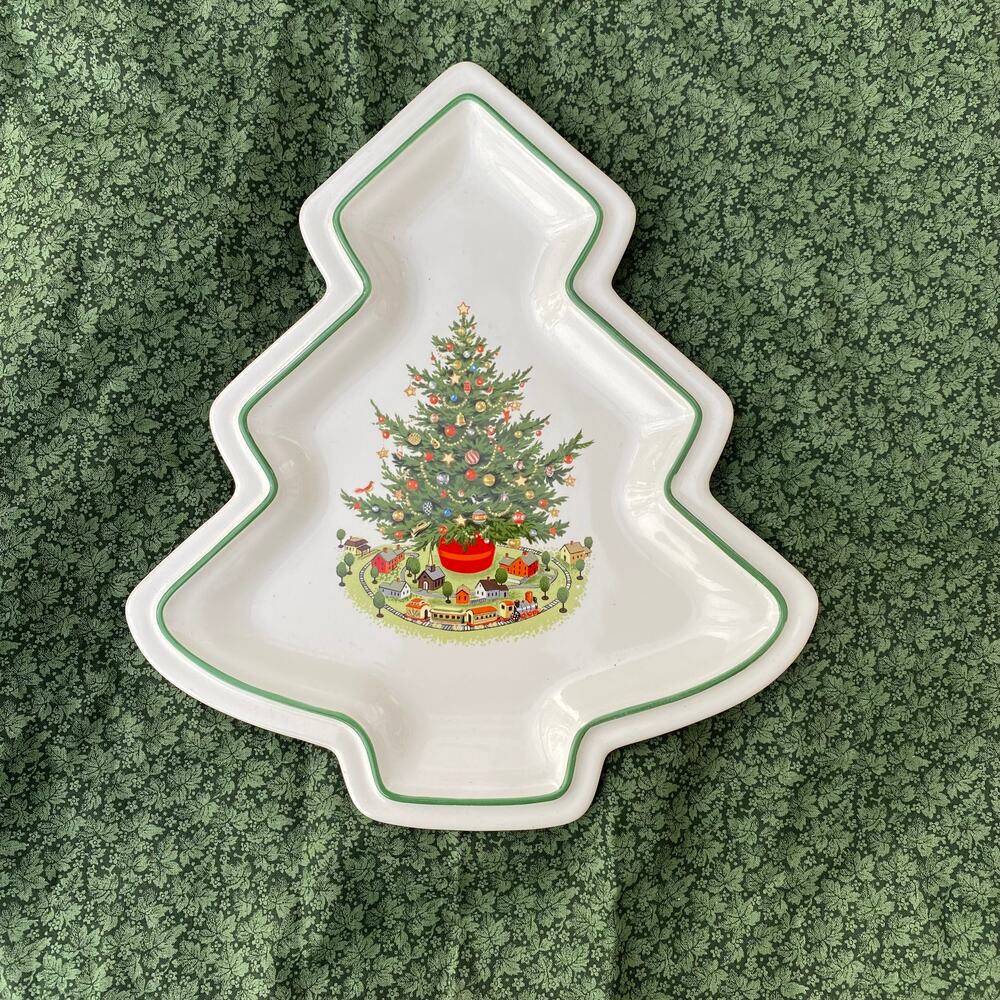 Pfaltzgraff‎ Christmas Tree Dessert Plate Server